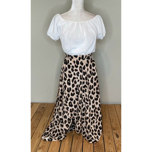 NEW Main Strip Cheetah Cinch Waist Off The Shoulder Maxi Dress Size Small - Picture 1 of 7